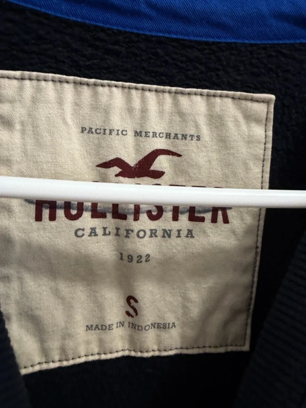 Hollister classic crewneck